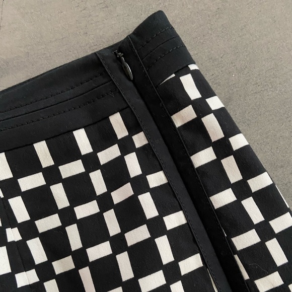 White House Black Market Checkerboard Skirt 2 - Picture 3 of 3